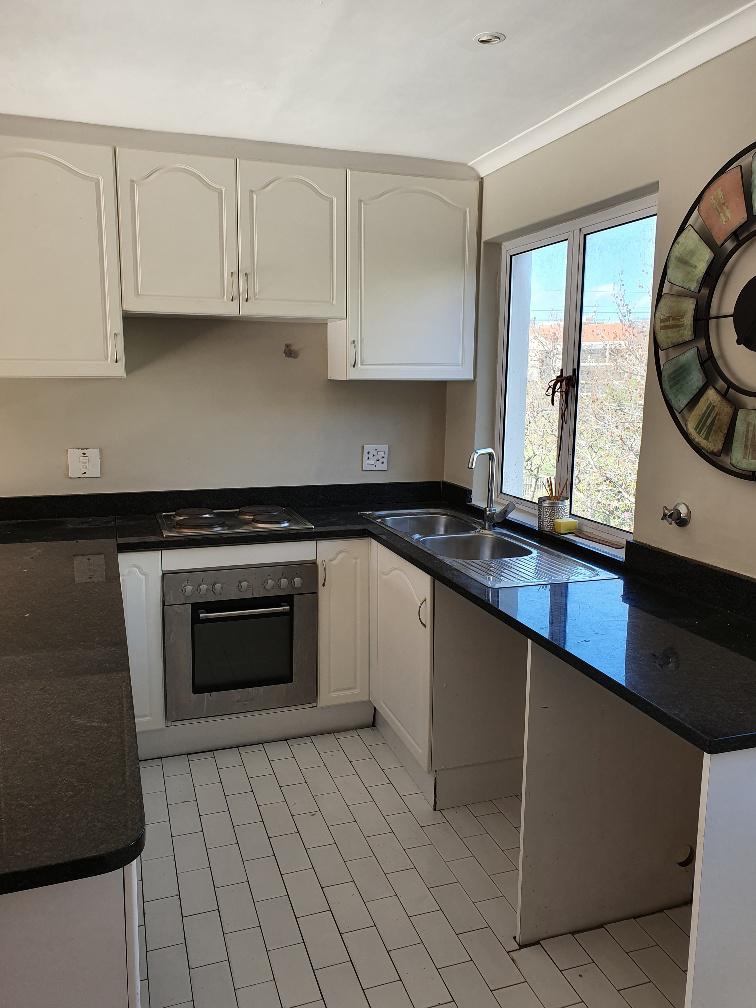 To Let 2 Bedroom Property for Rent in Rondebosch Village Western Cape